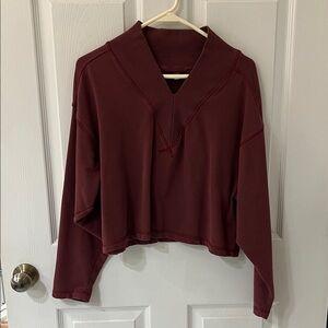 Women's Crop Pullover Hoodie - Burgundy